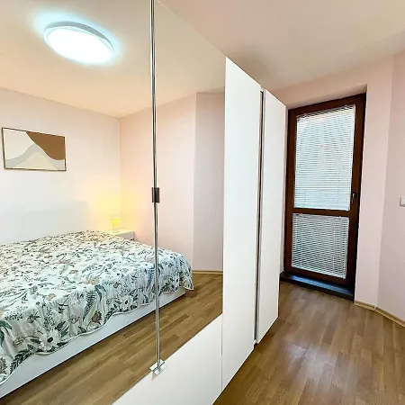 Apartment Gustav Urban *